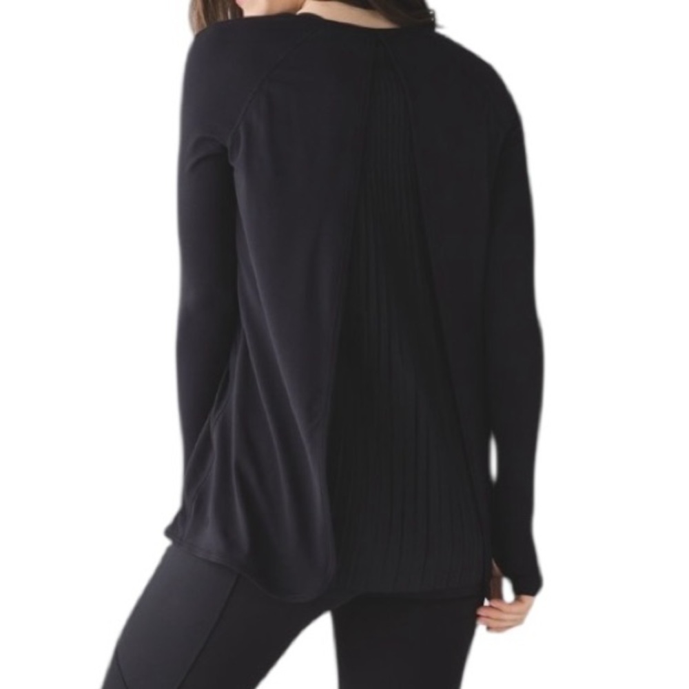 Lululemon Making Moves Long Sleeve
Black Fits Like 6 - Picture 2 of 9